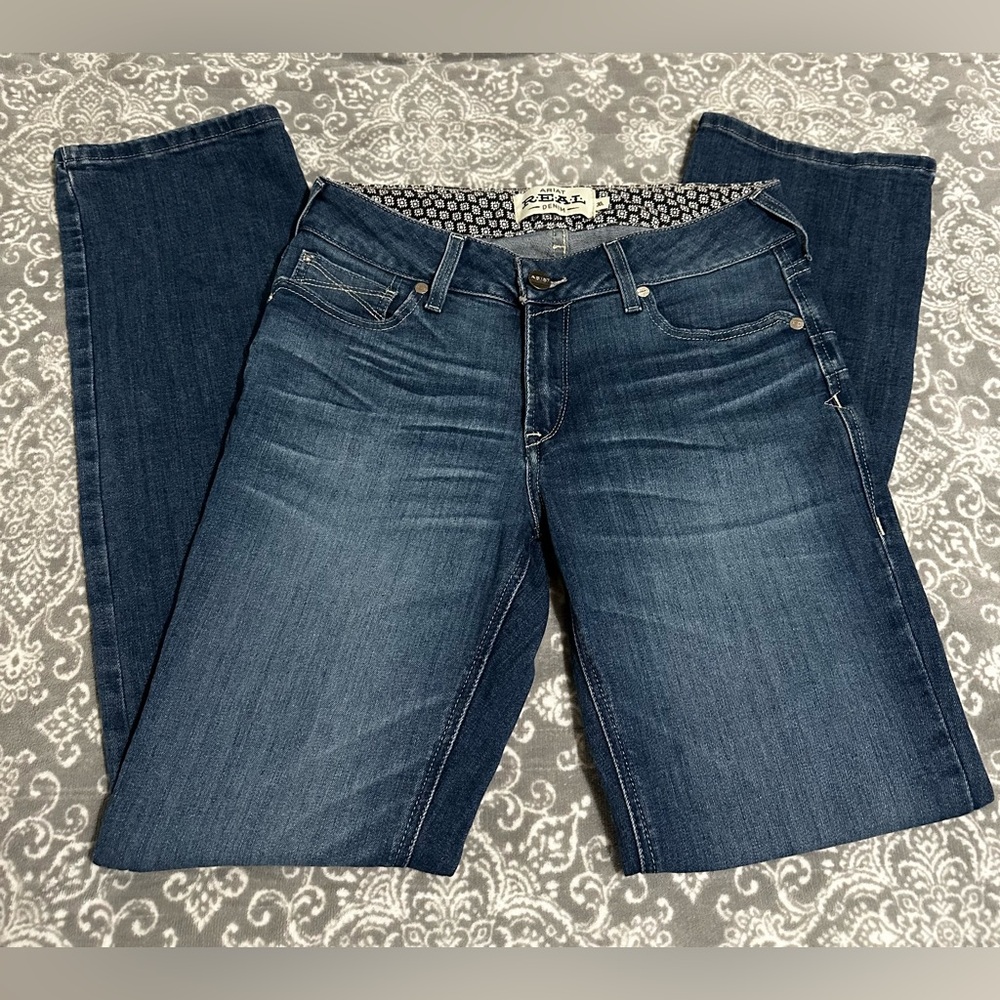 Ariat Women’s Size 30Long (sz 10 35 inch inseam) Straight Leg Perfect Rise Style